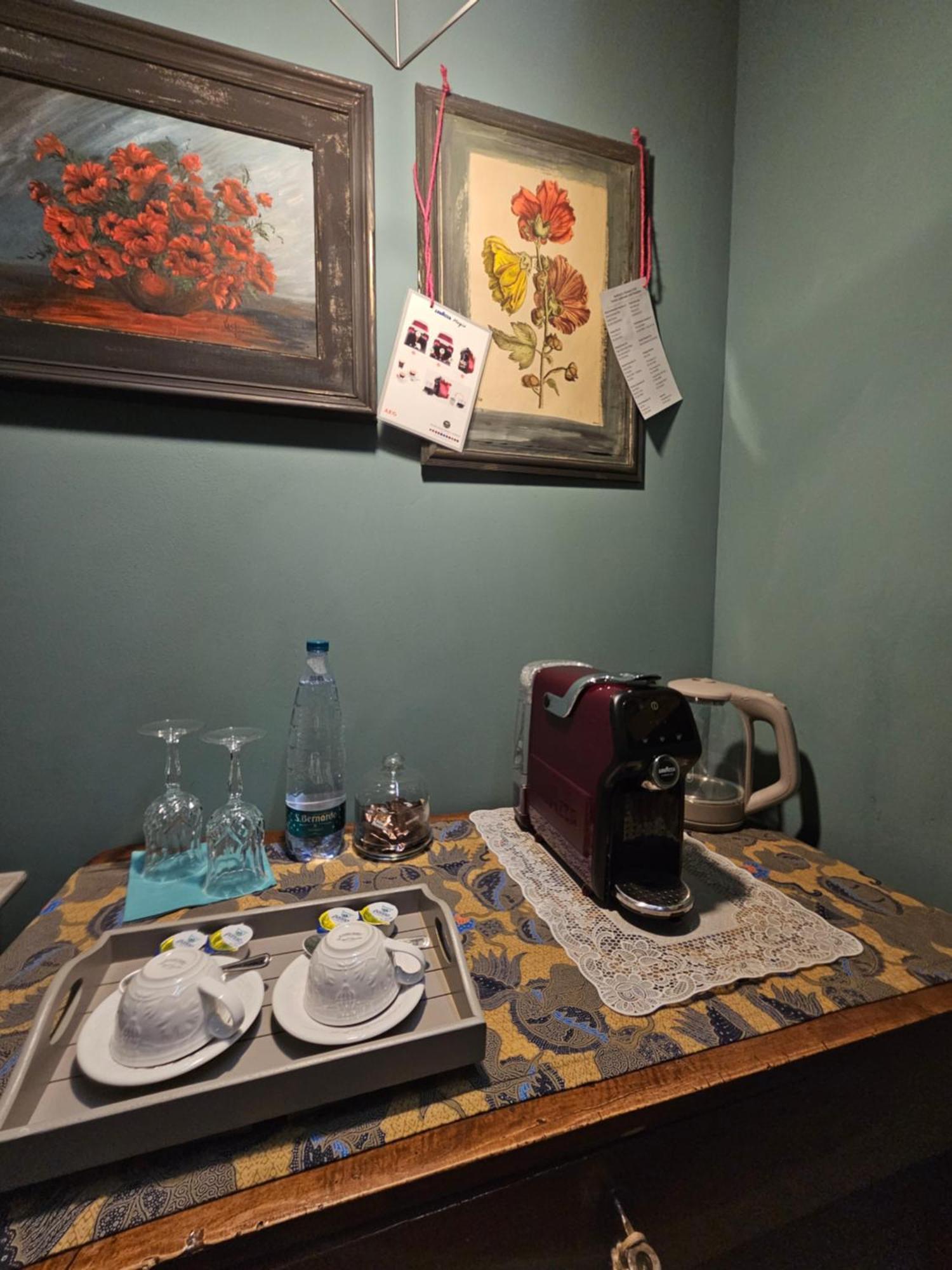 L'Ape Regina Apartment Ферара Екстериор снимка